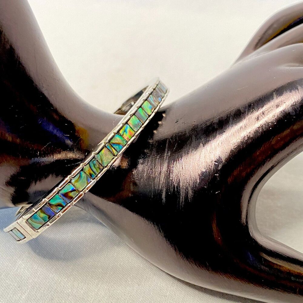 💎Abelone Shell Encrusted Hinge Bracelet Silcer Tone Magnetic Clasp